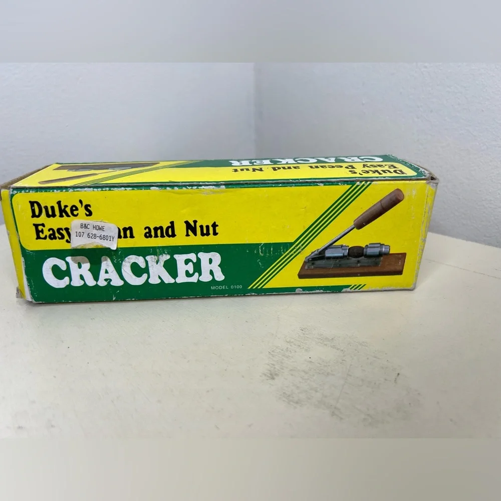 Dukes Pecan and Nut Cracker